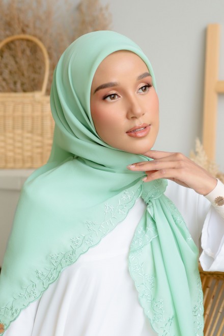 (AS-IS) Salma Bawal Sulam in Soft Mint